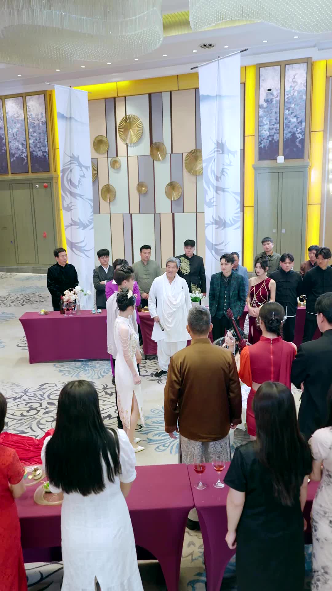 Épisode 29 - Trois Aiguilles pour la Sirène: Le Guérisseur Suprême